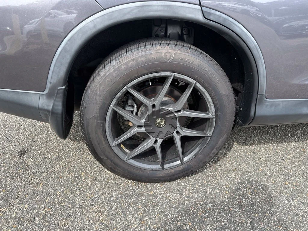 Used 2015 Gray Honda Touring image 25