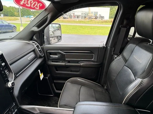 Used 2024 Black Ram Laramie image 28