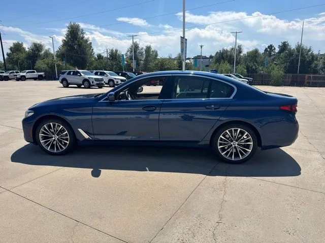 Used 2022 Blue BMW 530i xDrive image 8