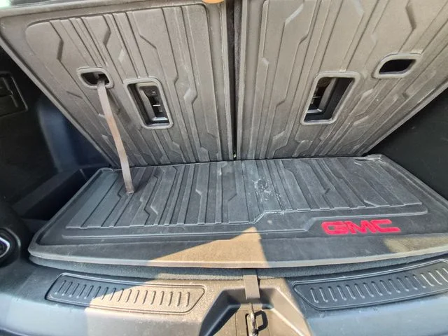 Used 2019 Gray GMC SLE-2 image 12