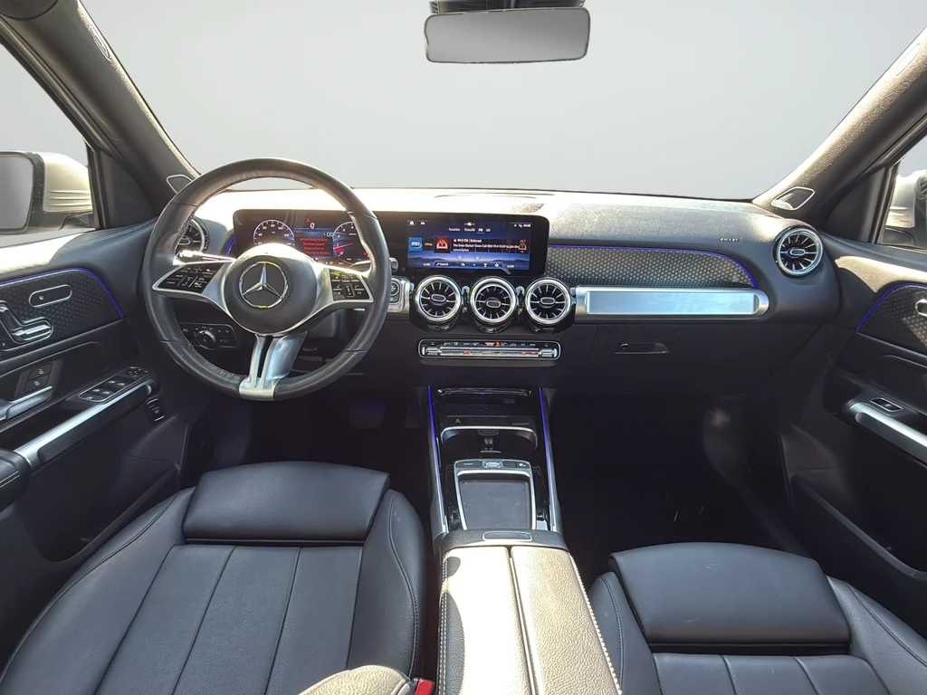 Used 2024  Mercedes-Benz GLB 250 image 9