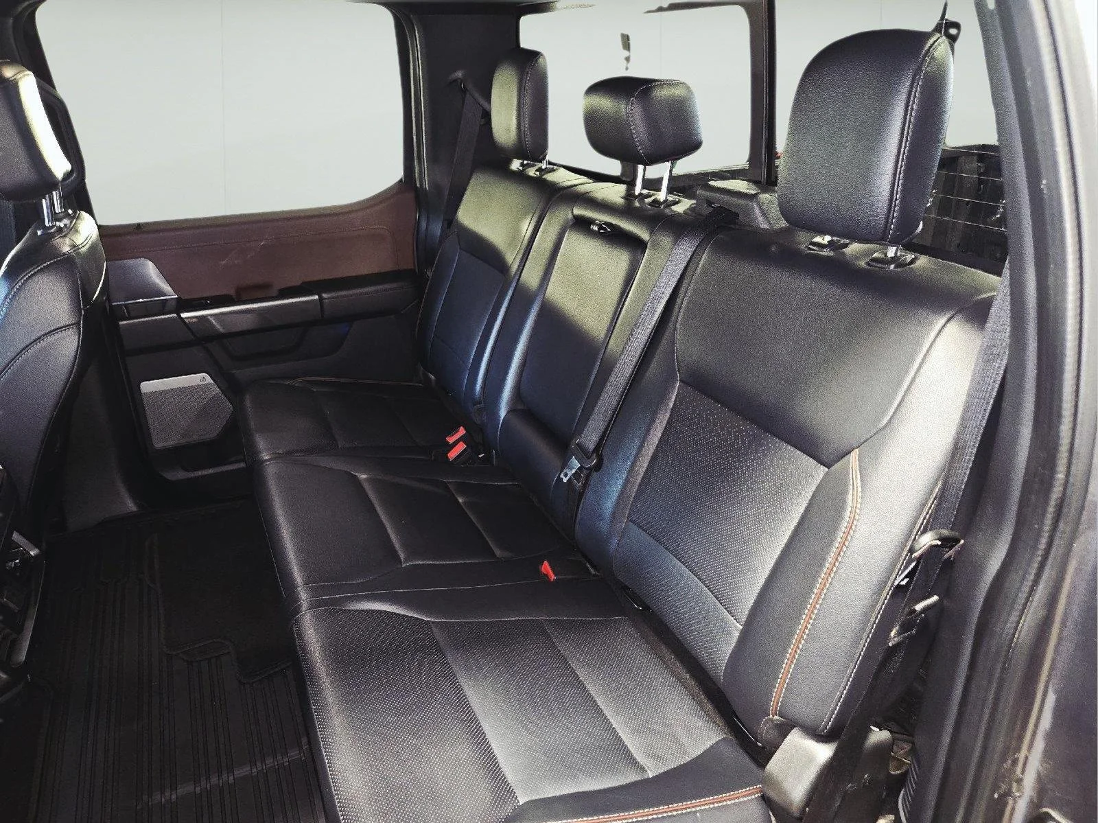 Used 2023 Carbonized Gray Ford LARIAT image 47