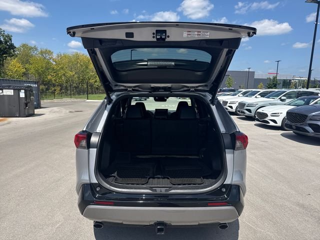 Used 2022 Silver Toyota XSE image 9