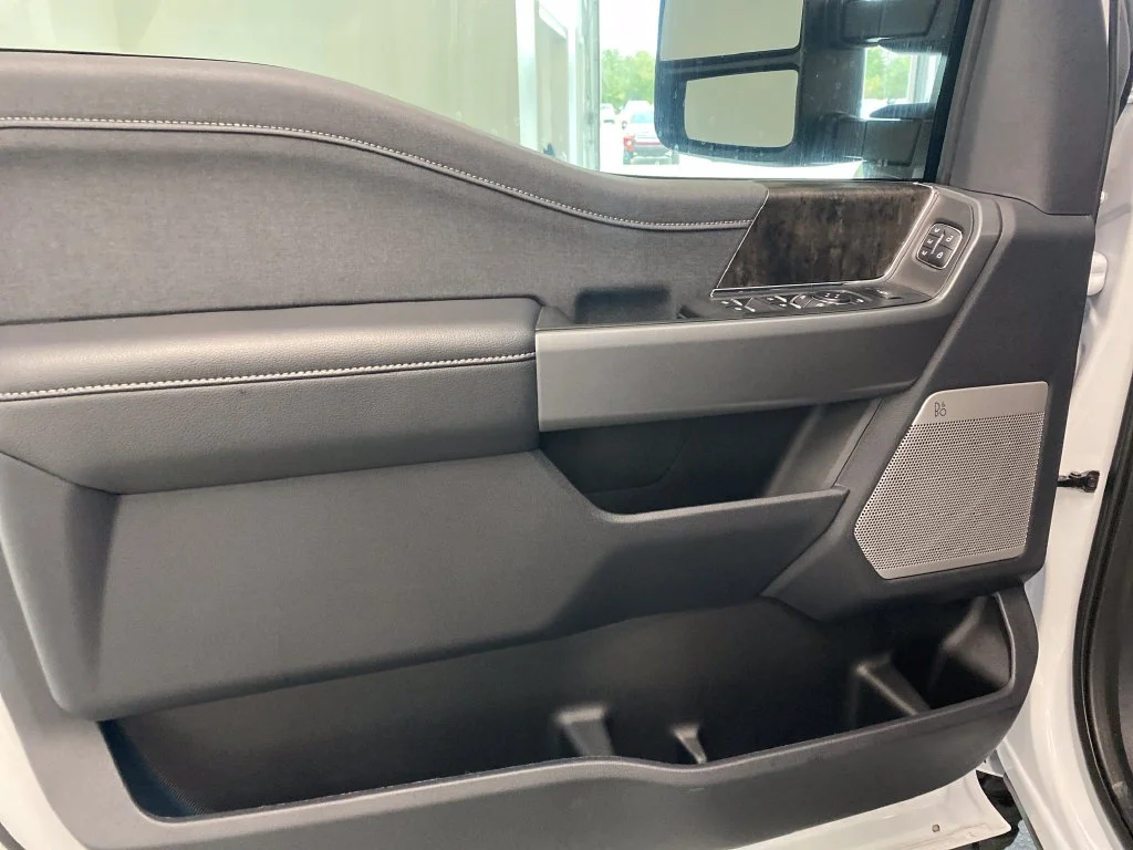 New 2026 Oxford White Ford F-250® Lariat® image 13