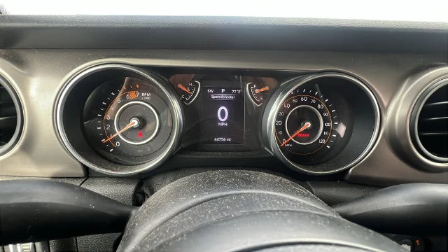Used 2019 White Jeep Unlimited Sport image 29