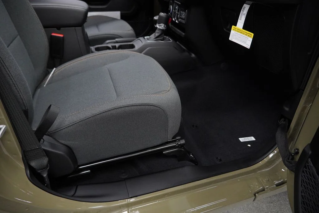 New 2027 41 Paint Jeep Sport image 36