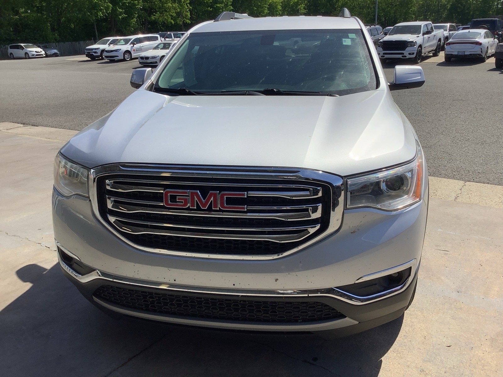 2019 GMC Acadia SLE-2