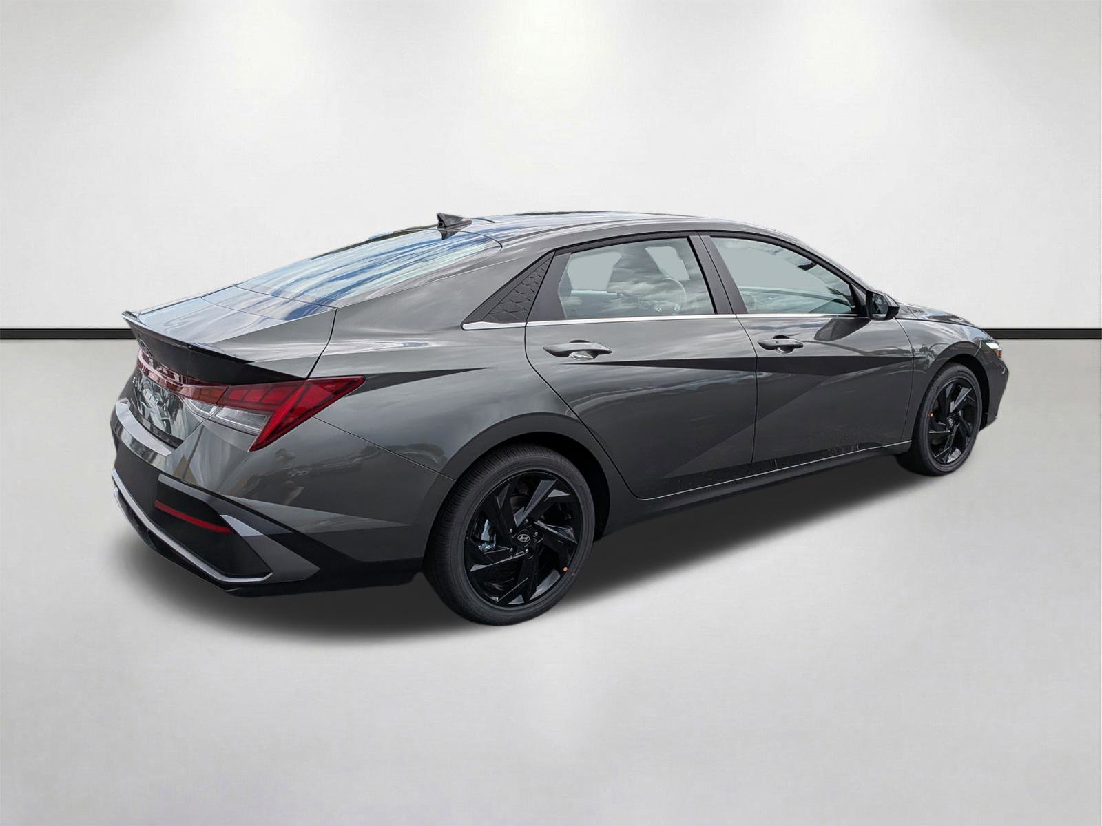 New 2026 Amazon Gray Hyundai SEL Sport image 37