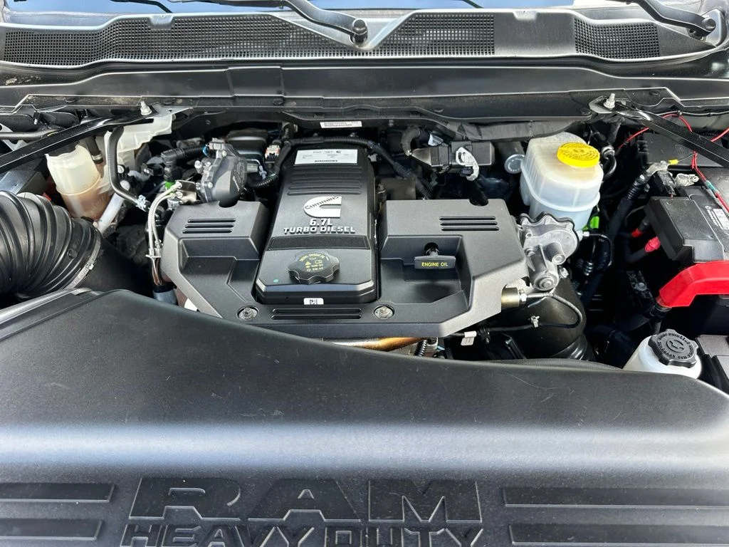 Used 2022 Silver Ram Tradesman image 8
