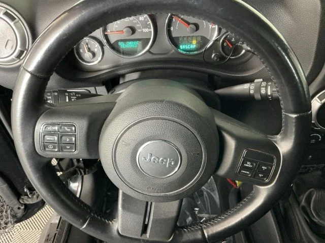 Used 2012 Black Jeep Unlimited Rubicon image 15
