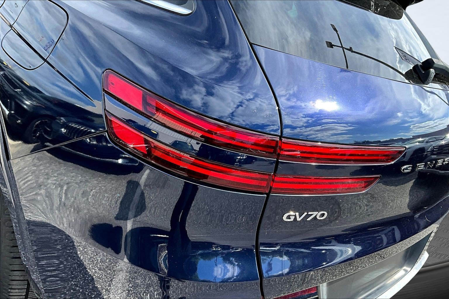 Used 2022 Blue Genesis 2.5T image 19