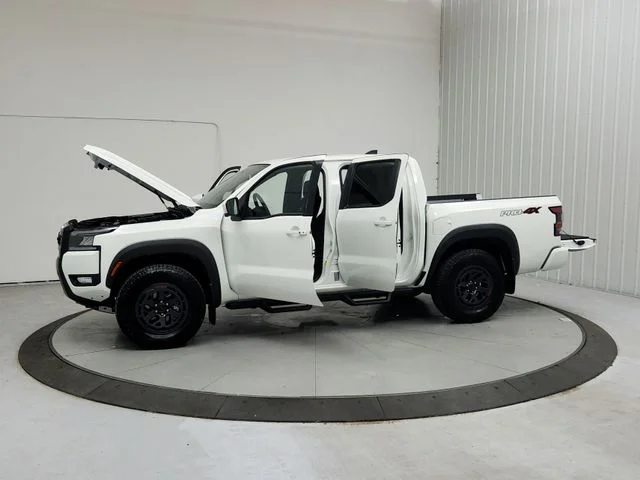 2026 Nissan Frontier PRO-4X - Photo 12