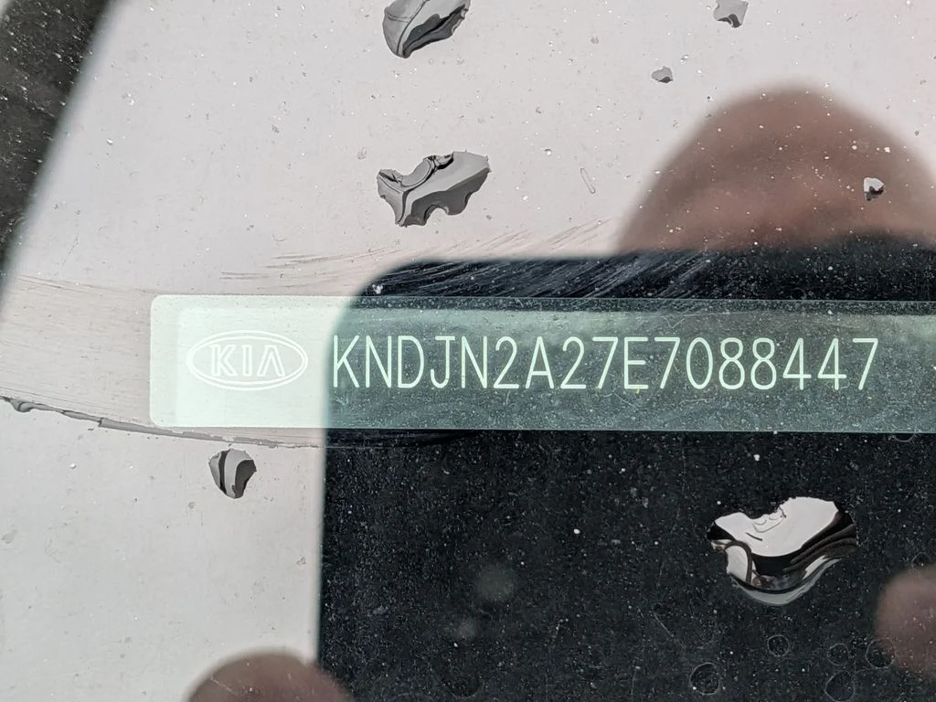 Used 2014 Gray Kia Base image 7