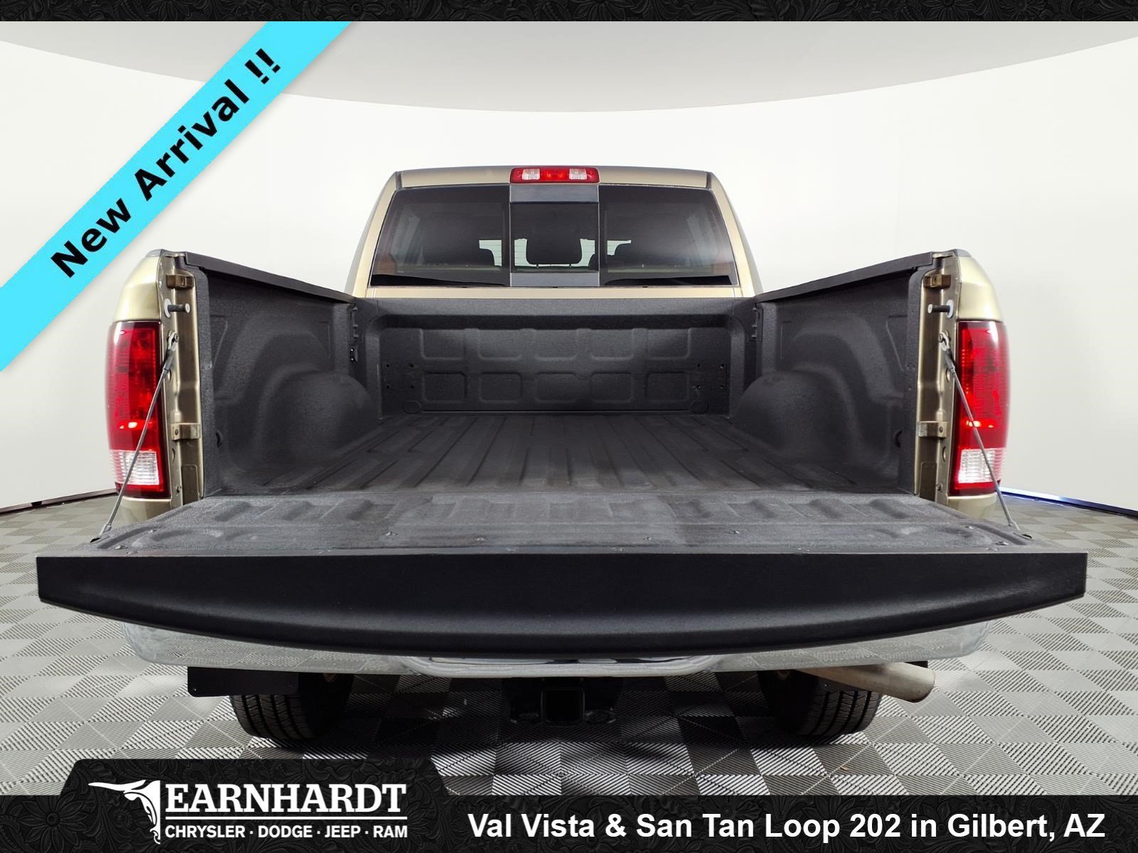 Used 2014 Prairie Pearlcoat Ram Big Horn image 8