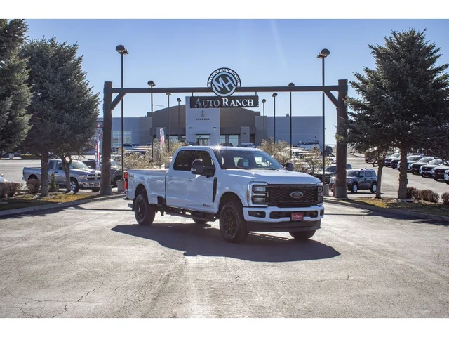2026 Ford F-350 Super Duty LARIAT 4WD Crew Cab 6.75' Box