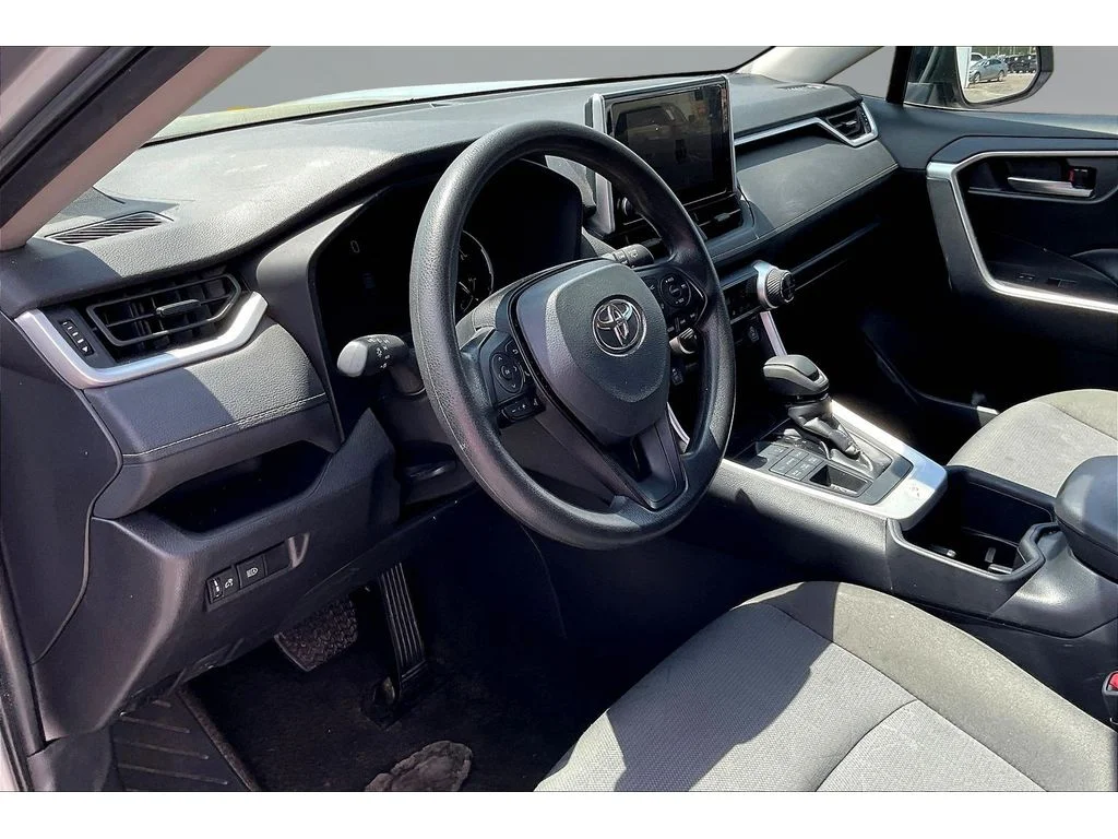 Used 2025 Silver Toyota XLE image 12