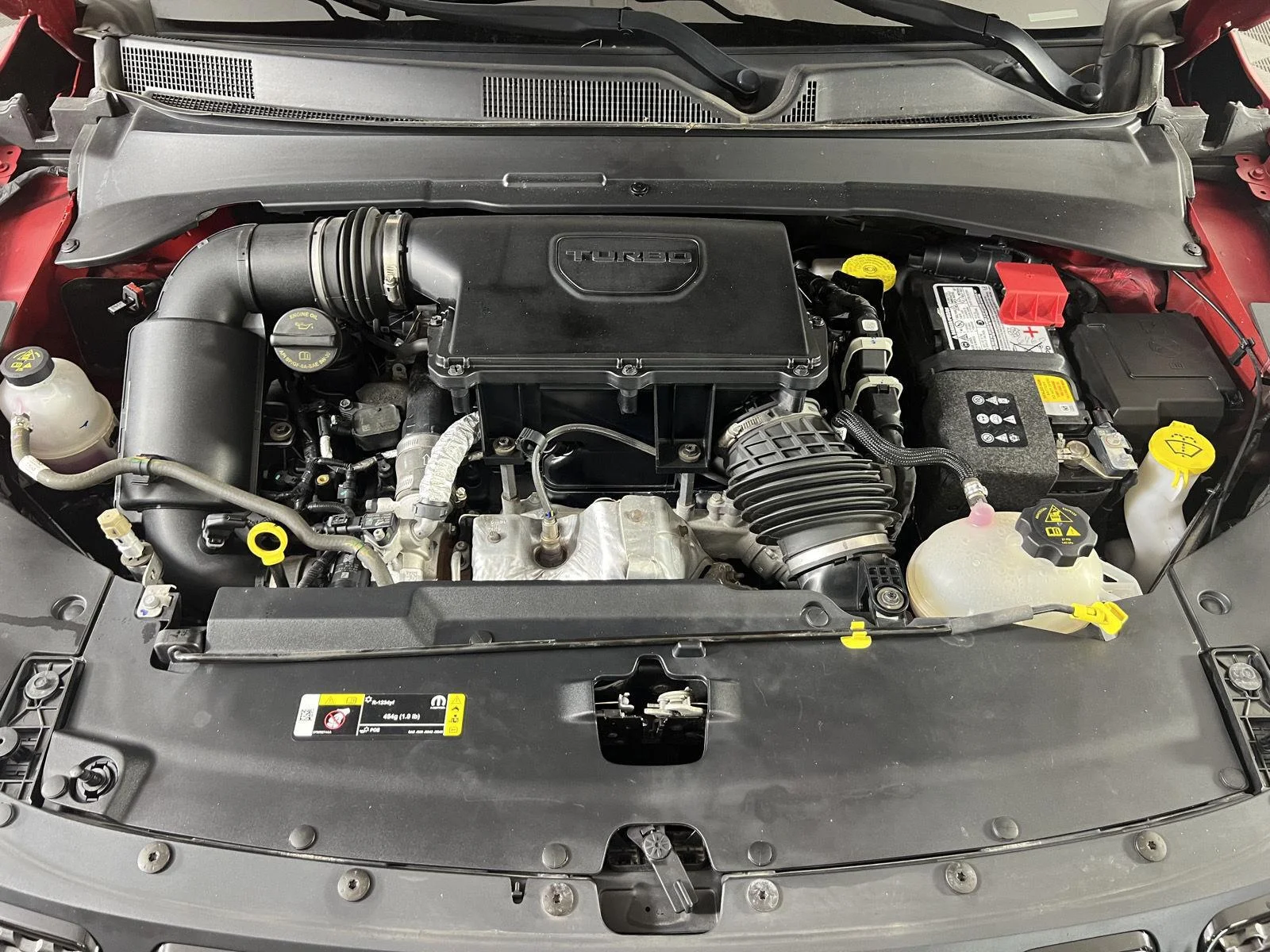 Used 2023  Jeep Altitude image 23