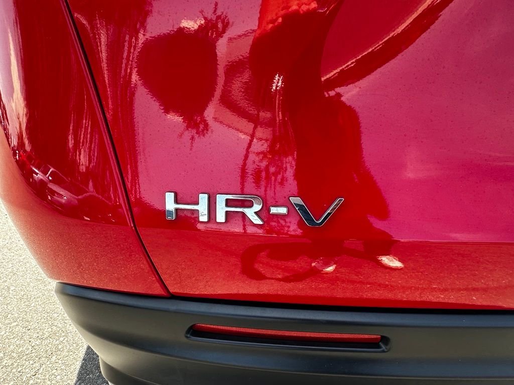 Used 2024  Honda Sport image 8