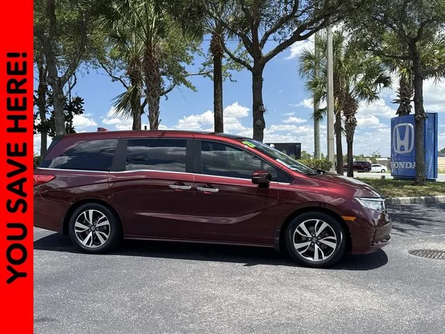 2021 Honda Odyssey Touring's photo