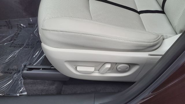 Certified Used 2024 Red Mazda 3.3 Turbo S Premium Plus image 18