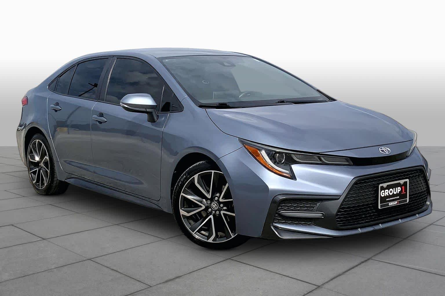 Used 2020 Celestite Toyota SE image 3