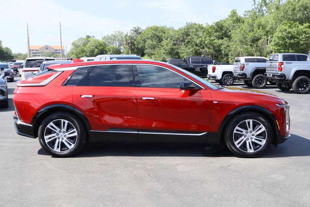 Used 2024 Red Cadillac Tech image 10