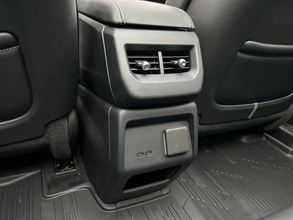 2025 Cadillac OPTIQ Sport 1 - Photo 12