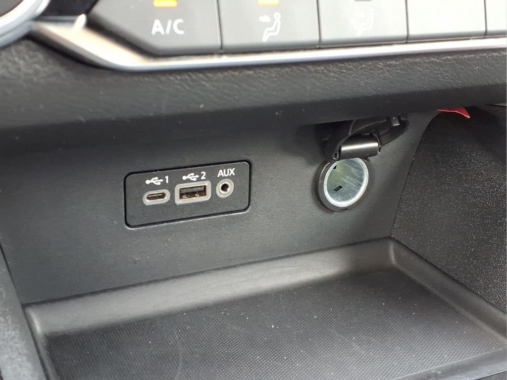 2025 Nissan Altima SV - Photo 16