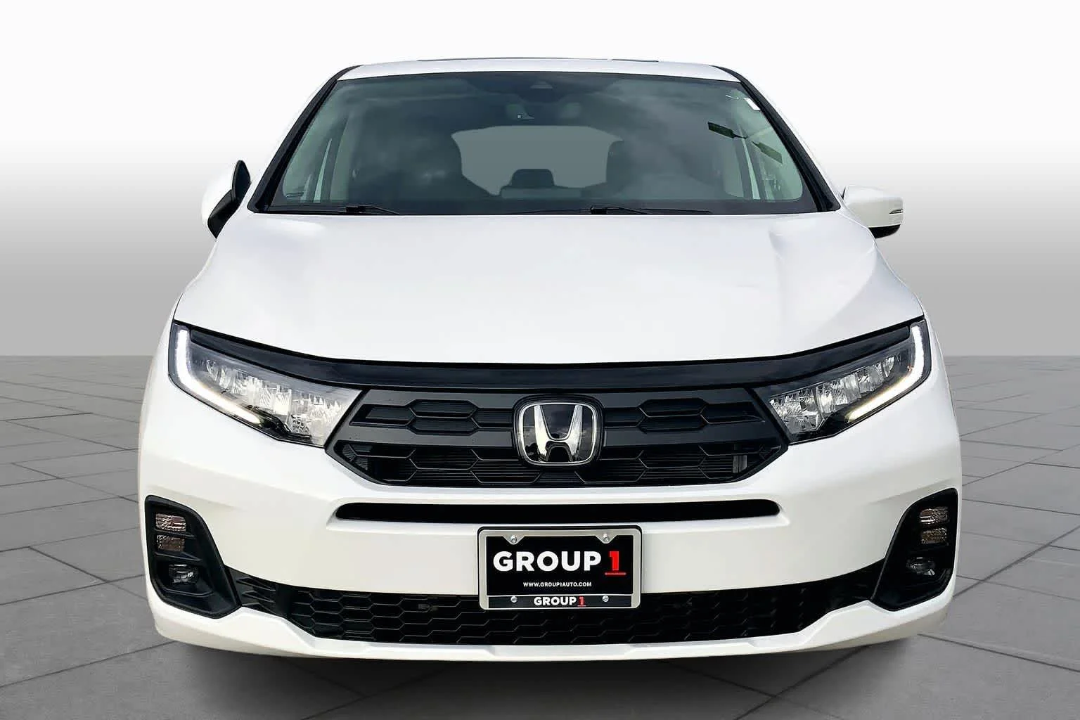New 2026 Platinum White Pearl Honda EX-L image 3