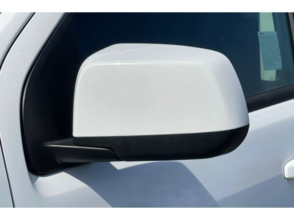 Used 2016 Summit White Chevrolet 4WD Z71 image 12