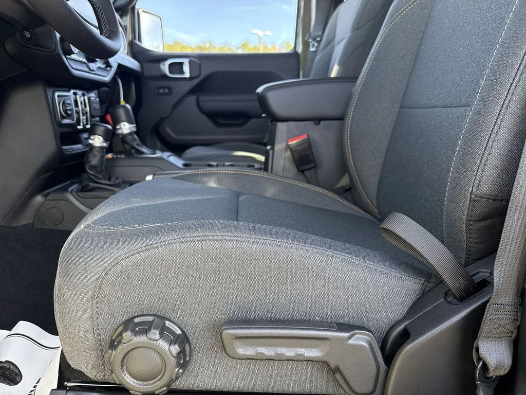 2025 Jeep Gladiator Sport S - Photo 12