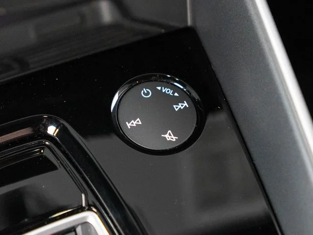 Used 2025 Gray Audi 40 Premium image 25