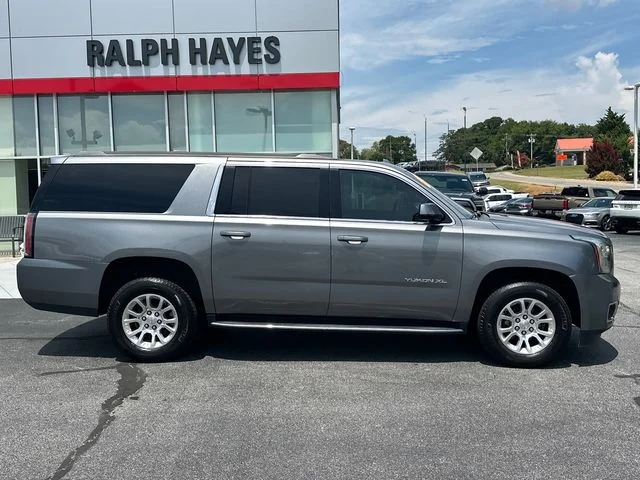Used 2019 Gray GMC SLT image 2