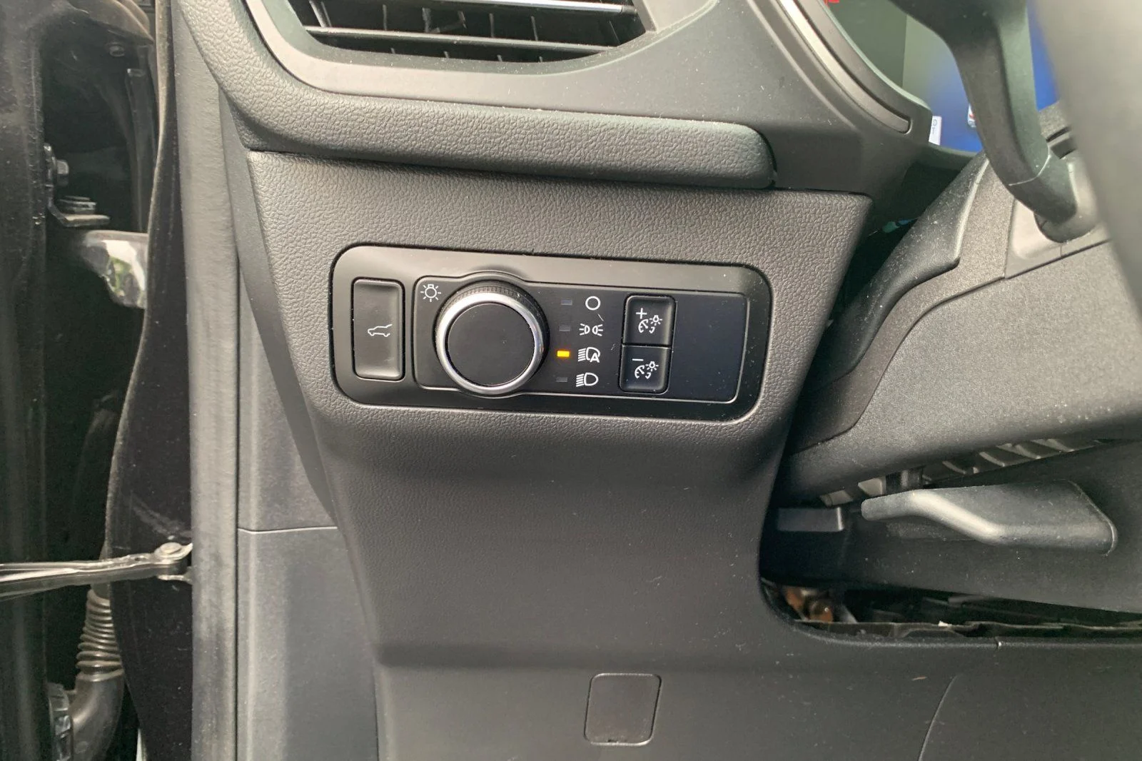 Used 2024 Black Ford Active image 34