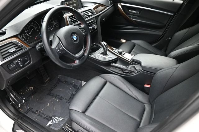 Used 2016 White BMW 328i image 18