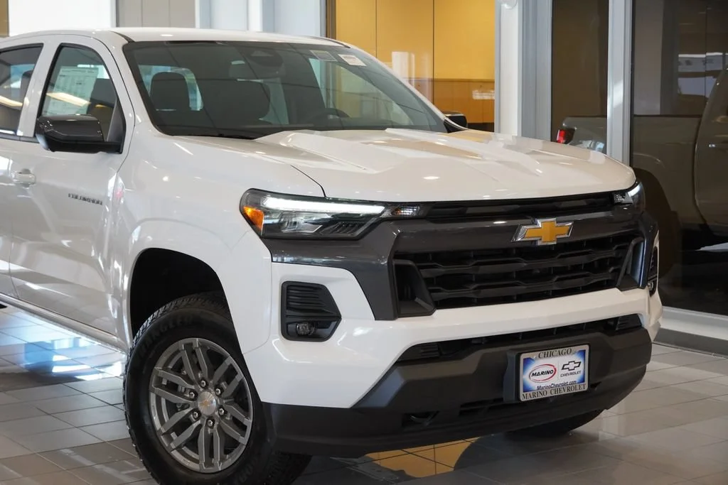 New 2026 Summit White Chevrolet LT image 8