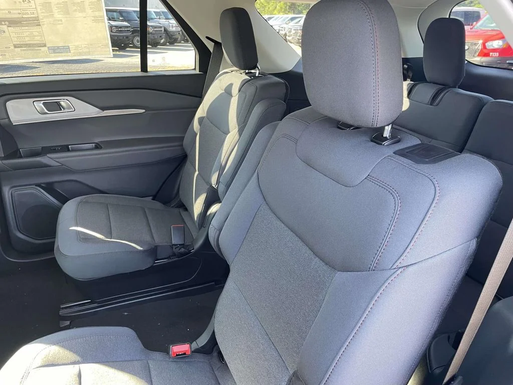 New 2026 Gray Ford Active image 9
