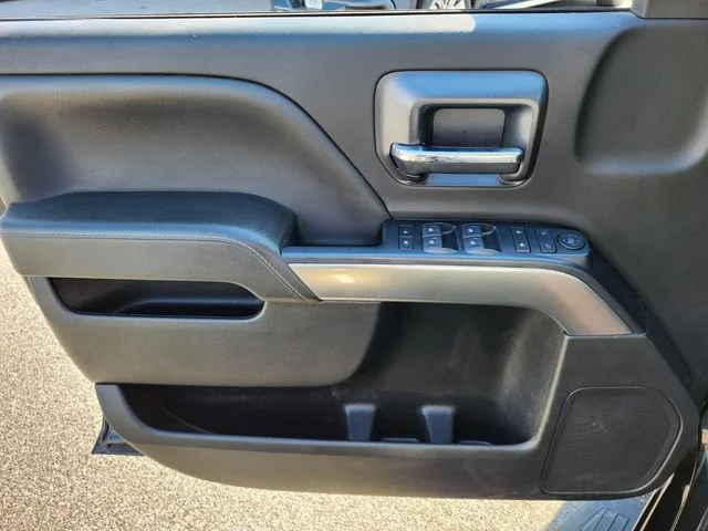 Used 2019 BLACK Chevrolet LT image 34
