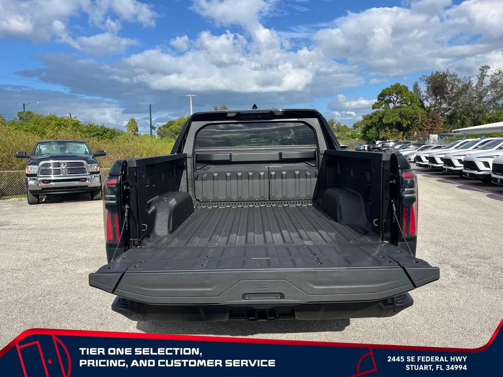 New 2026 Onyx Black GMC Elevation Extended Range image 15