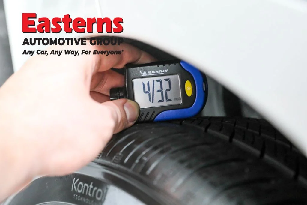 Used 2025 White Honda LX image 23