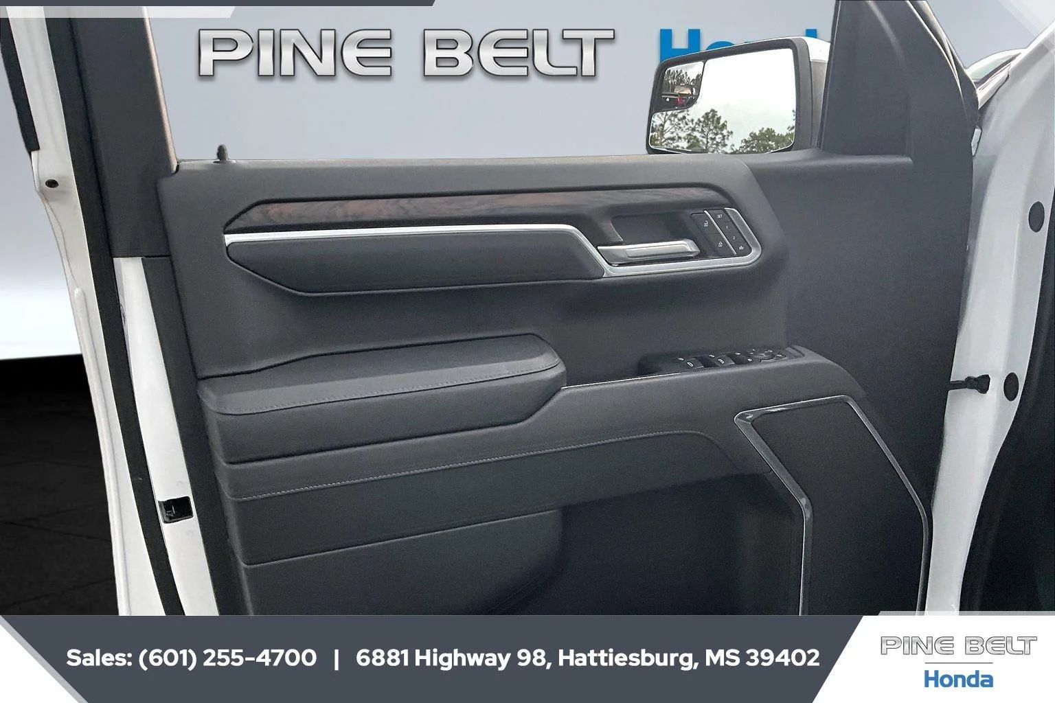 Used 2026 Summit White GMC SLT image 17