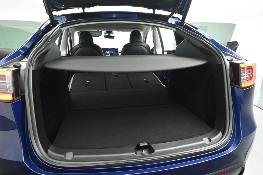 Used 2023 Blue Tesla Long Range image 18