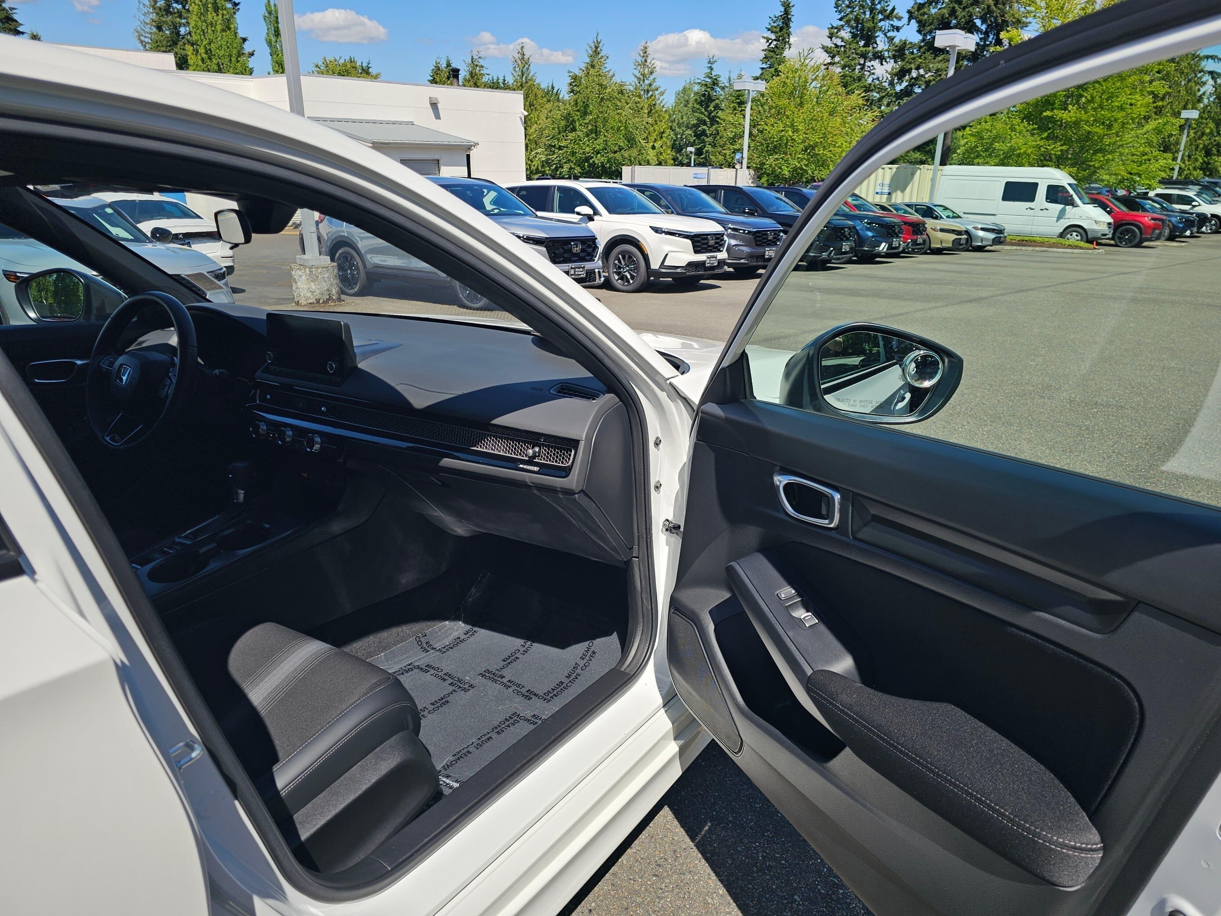 Used 2023 Platinum White Pearl Honda Sport image 11