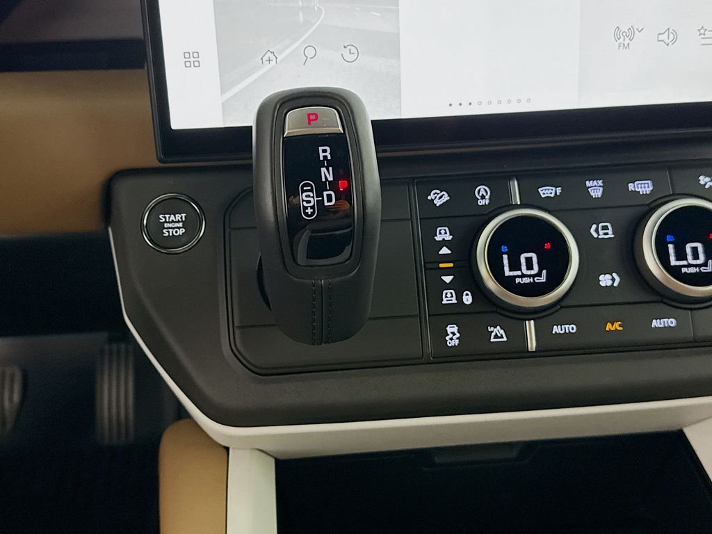 New 2026 Fuji White Land Rover S image 16