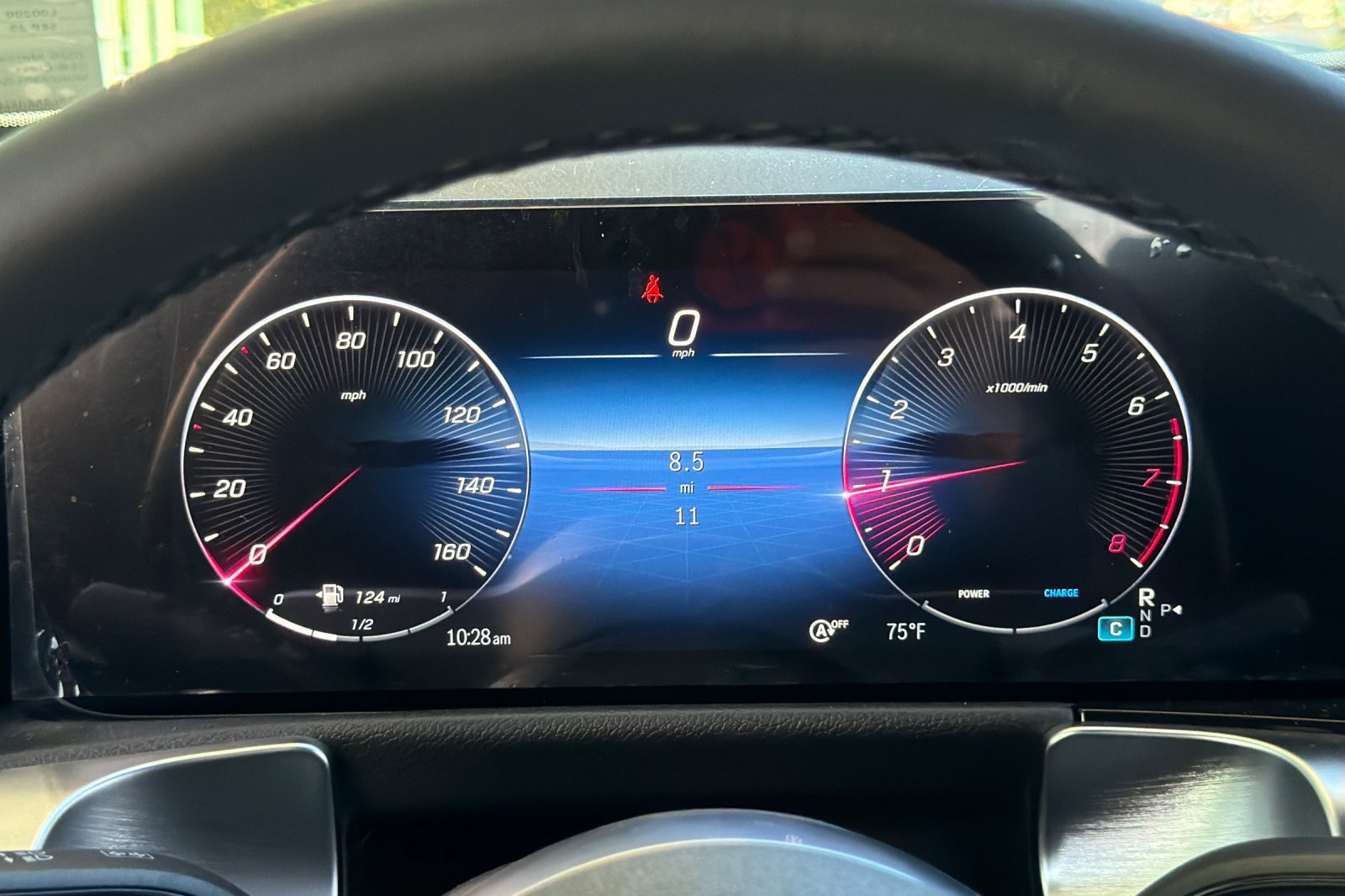 New 2026 Mountain Grey Metallic Mercedes-Benz GLB 250 image 5