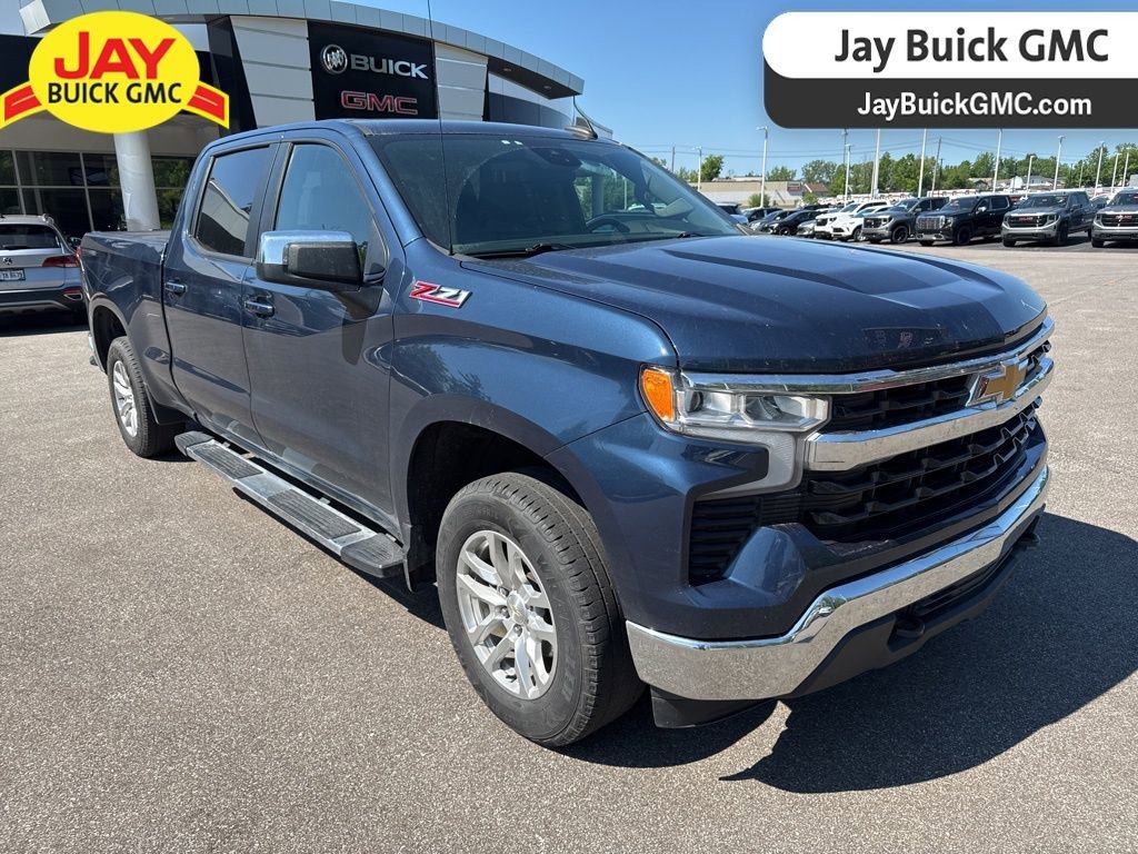 2022 Chevrolet Silverado 1500 LT 4X4 Crew Cab Short Box's photo
