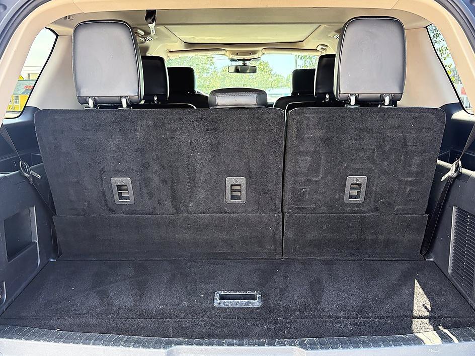 Used 2024 Gray Metallic Ford XLT image 11