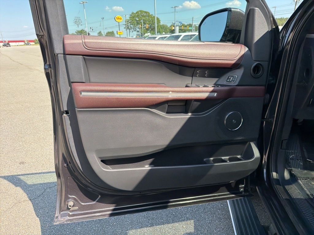 Used 2024 Dark Matter Gray Metallic Ford Limited image 13