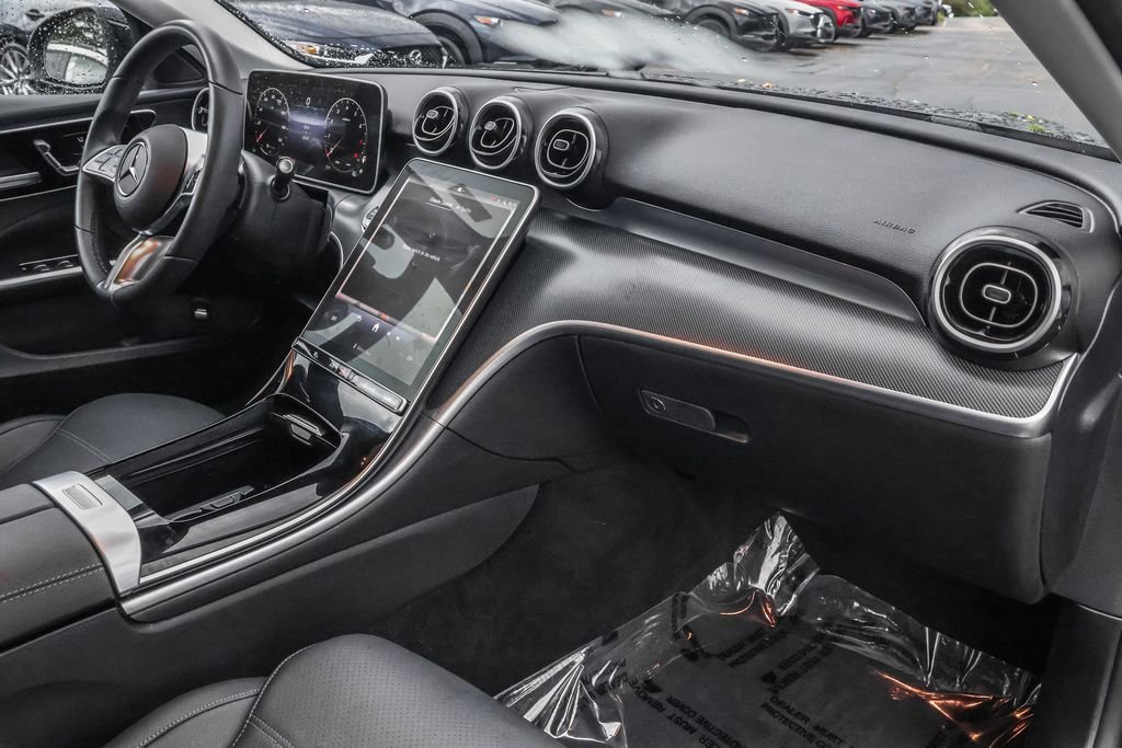 Used 2025  Mercedes-Benz C 300 image 35