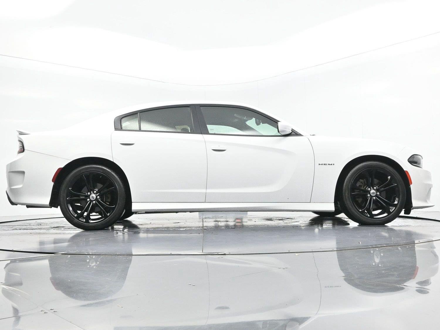 Used 2021 White Knuckle Clearcoat Dodge R/T image 44